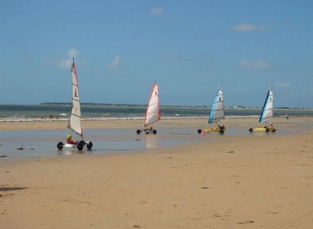 Char a voile sur un parcours